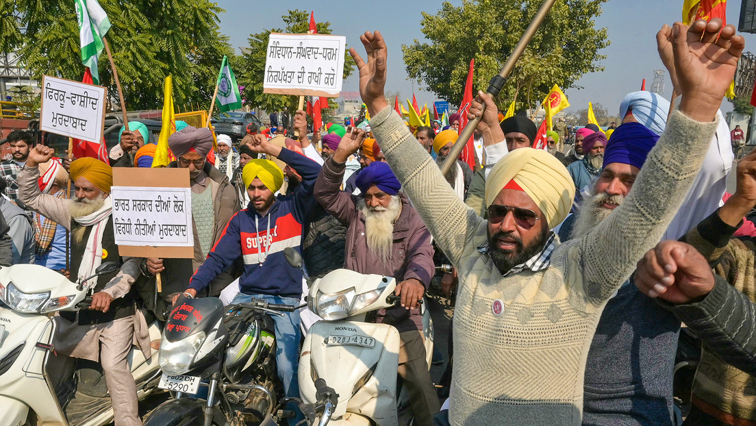 VIDEOS: Una protesta masiva de granjeros sacude a la India