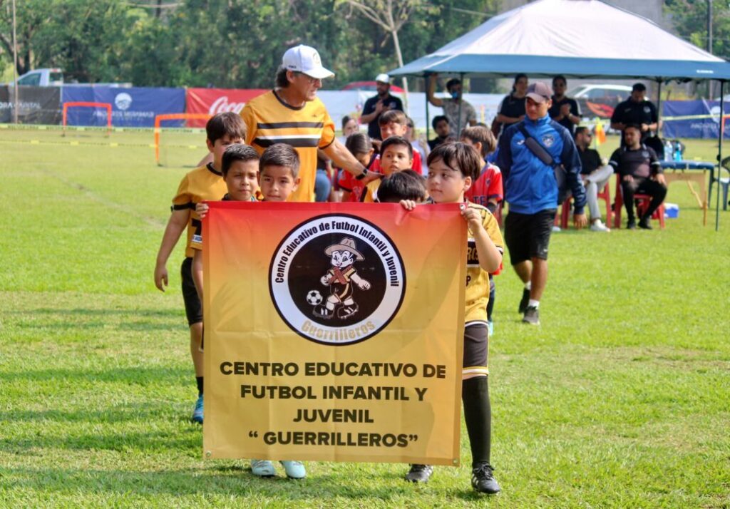 Se pone en marcha el Torneo de Futbol 4 en el Campo San Sebastián