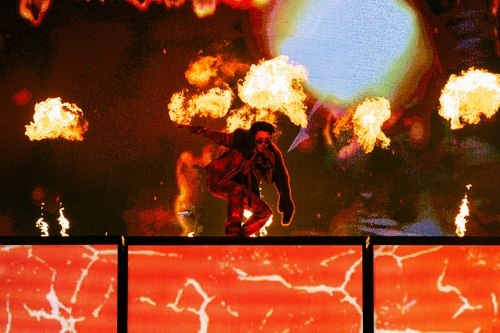 La foto, proporcionada por BigHit Music, muestra a J-Hope, de BTS, realizando una actuación, el 2 de marzo de 2025, durante la última noche de su serie de conciertos, de tres noches, en Seúl, como parte de su gira mundial "Hope on the Stage". (Prohibida su reventa y archivo)