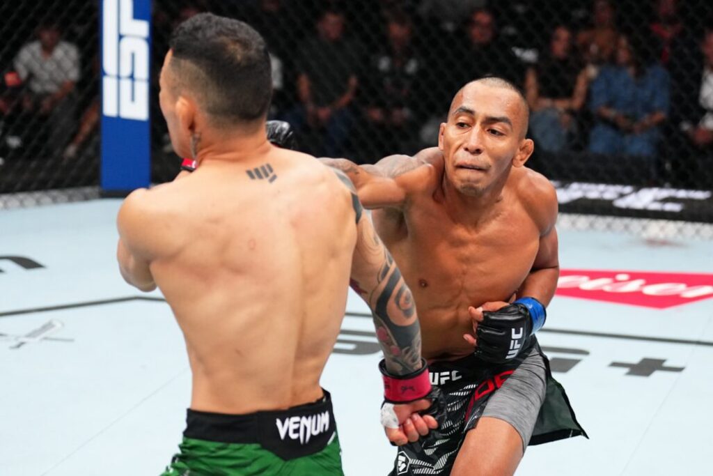 Lazy Boy pierde ante Kevin Borjas en la UFC México