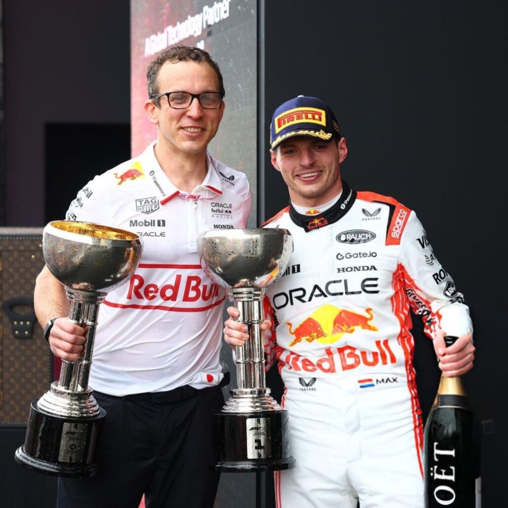 ¿Red Bull troleó a Checo Pérez tras la victoria de Max Verstappen en el Gran Premio de Japón?