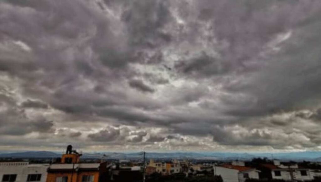 El área de Meteorología de la Secretaría de Protección Civil de Veracruz, informó del estado del clima en Veracruz durante este domingo 1 de septiembre.