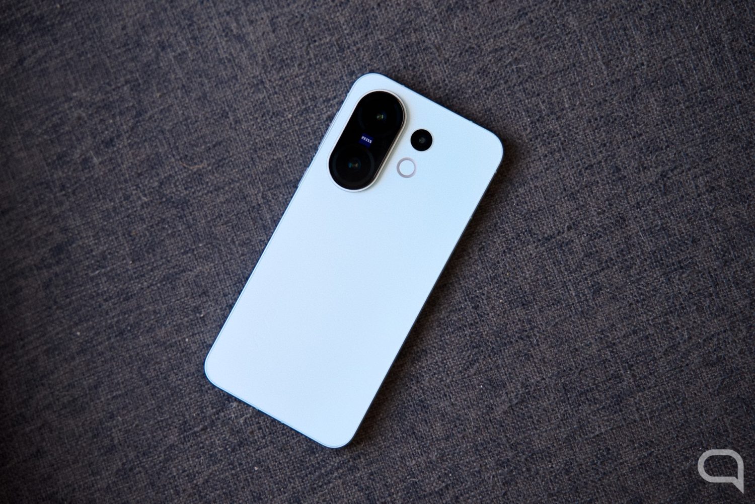 Vivo X200 FE