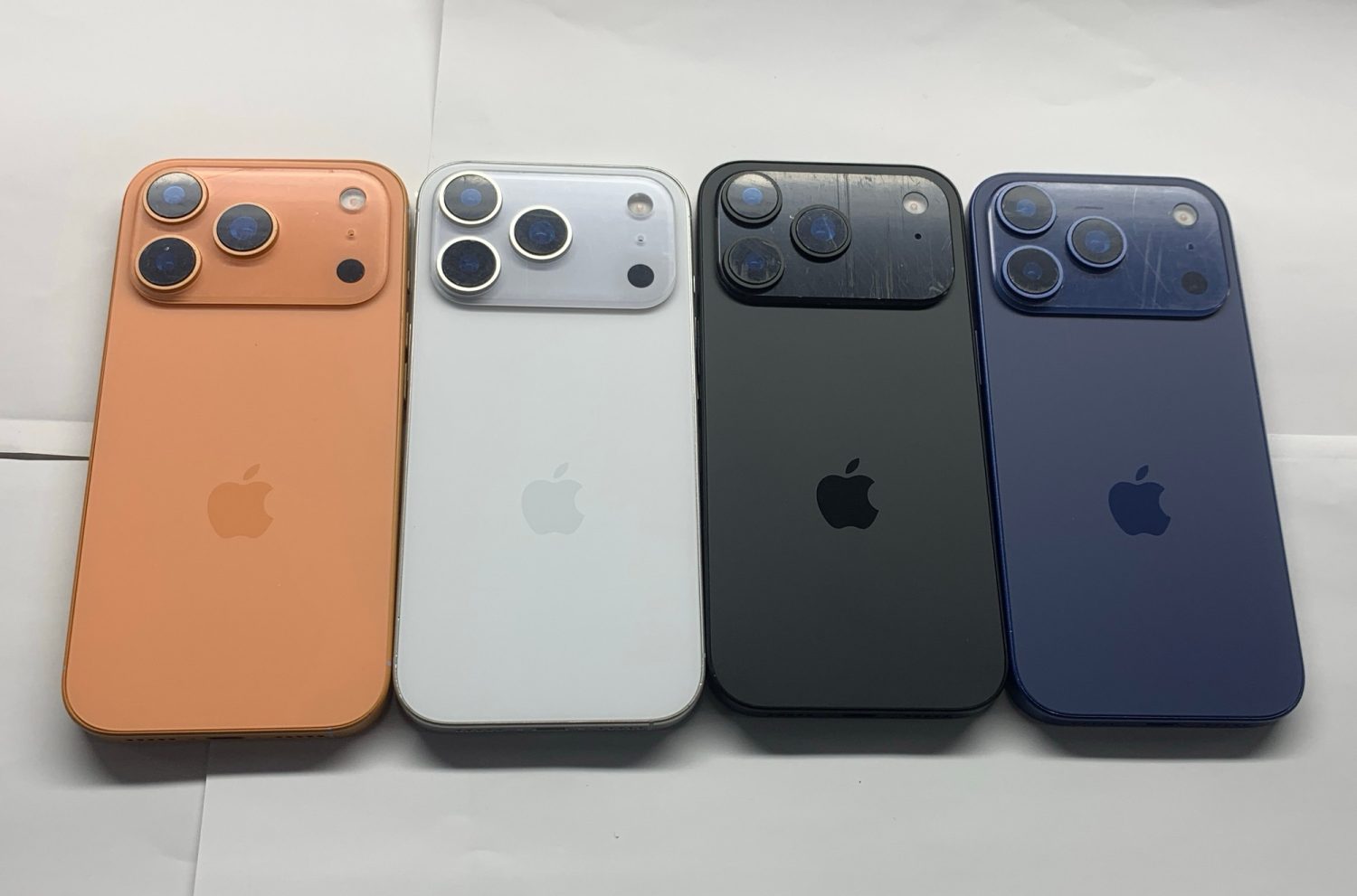 Así se verían los iPhone 17 Pro y Pro Max de color naranja