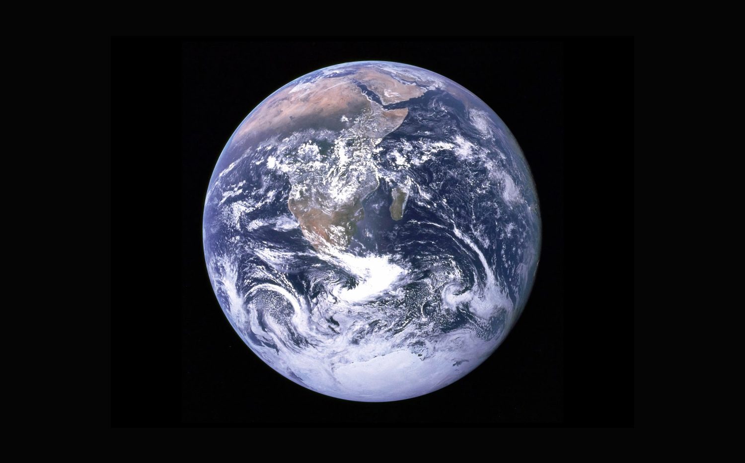 núcleo de la Tierra, rotación terrestre