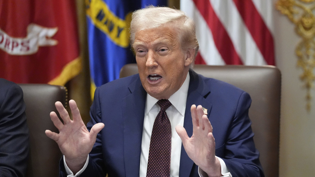 Trump: Eliminar los aranceles convertiría a EE.UU. en 