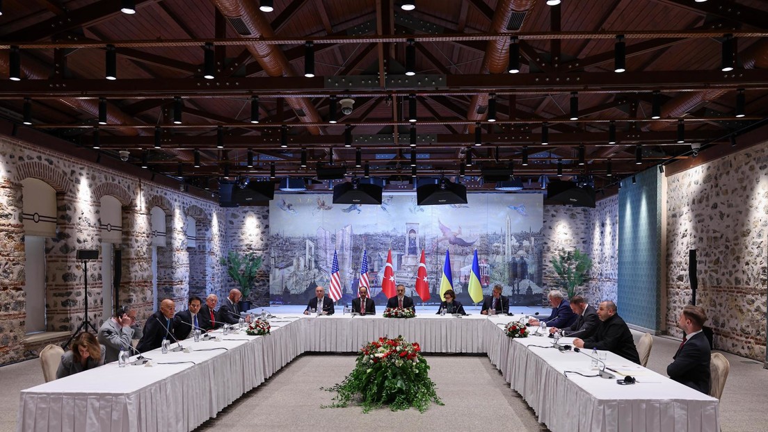 Enviado del Kremlin: Rusia, EE.UU. y Ucrania están cerca de un acuerdo diplomático