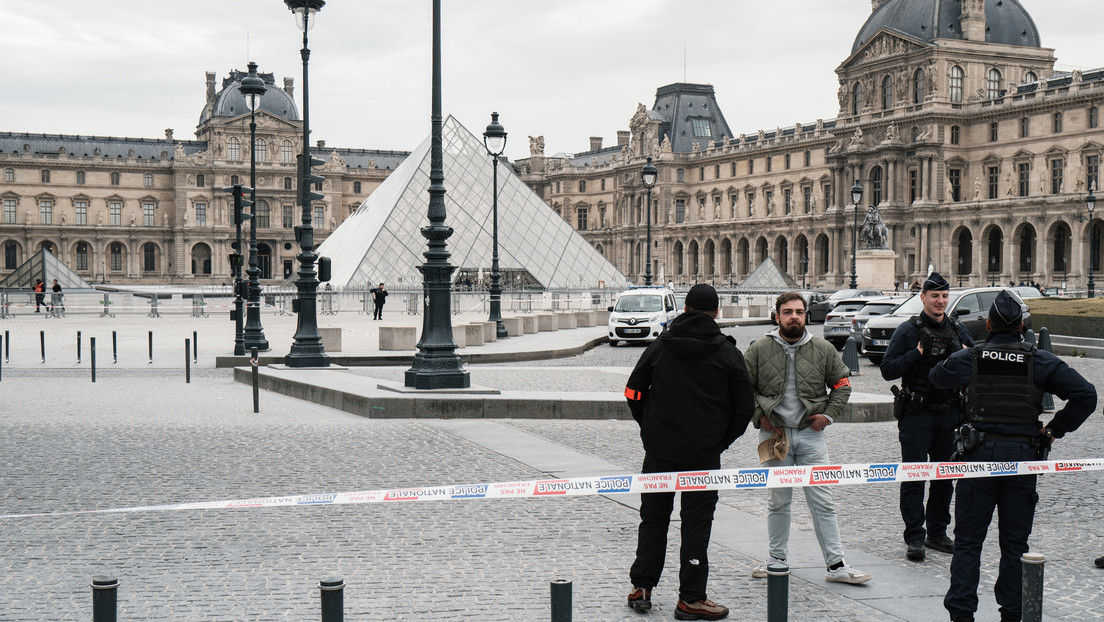 Lo que se sabe del audaz robo al Louvre que conmocionó a toda una nación