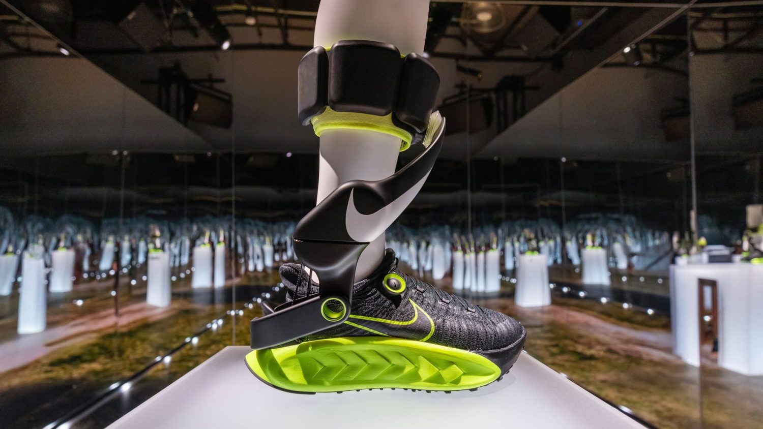 Project Amplify, las zapatillas motorizadas de Nike para caminar y correr más rápido.