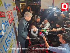 Mauricio Herrera actor, comediante, dramaturgo y excelente músico mexicano.