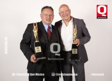 Sonrientes, Alejandro Santillán y Walter Guevara