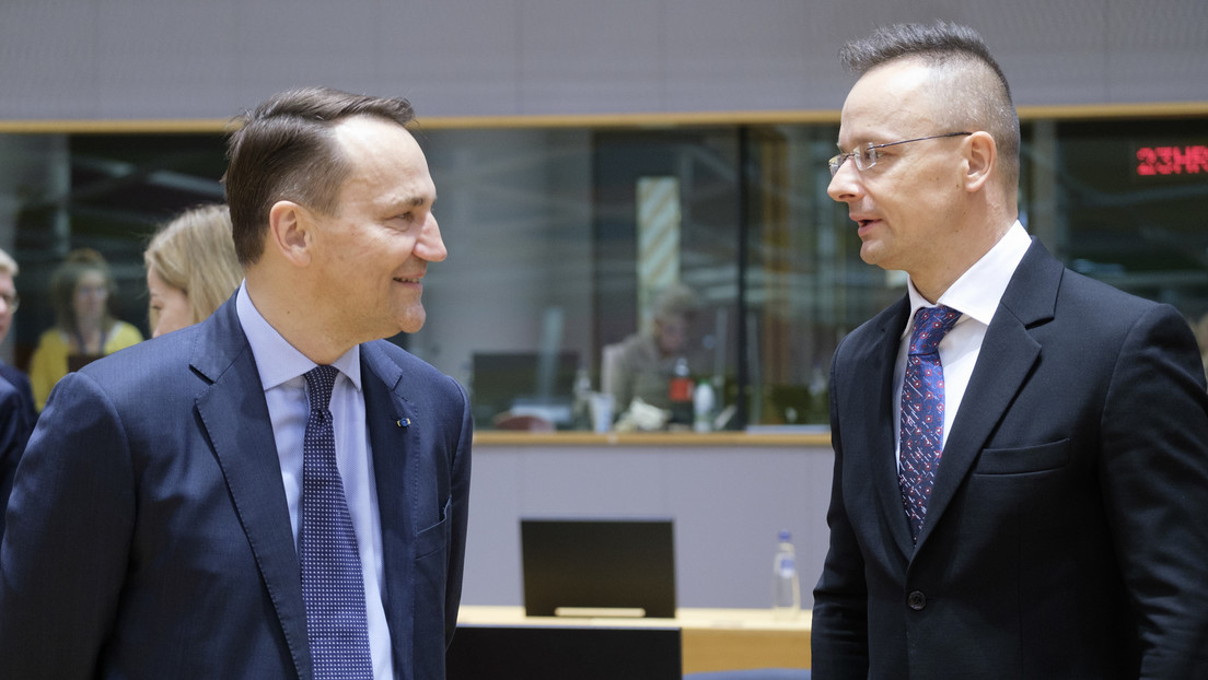 Fuerte cruce de mensajes entre los cancilleres de Hungría y Polonia sobre Rusia y una hipotética guerra en Europa