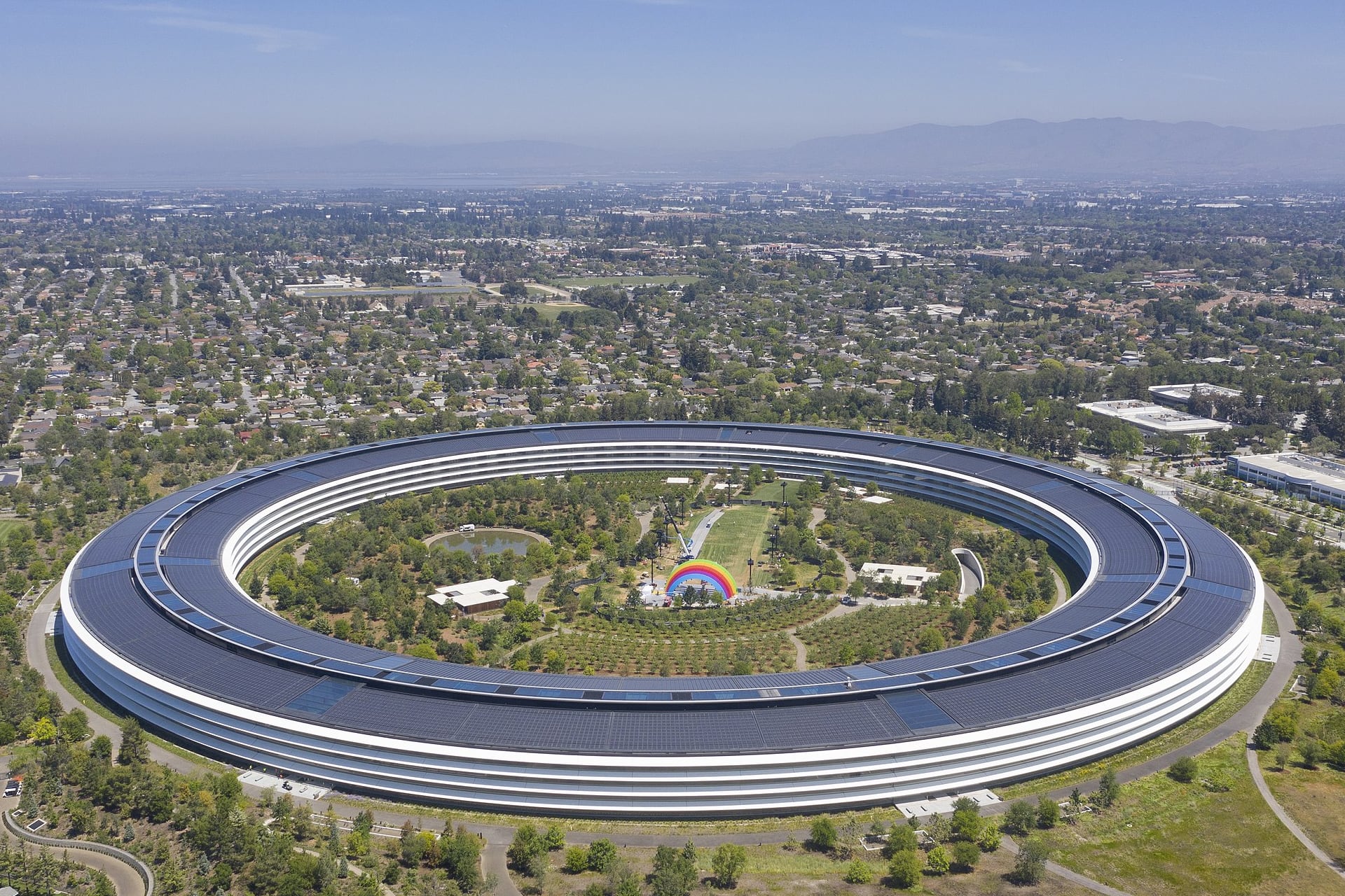 Vista aérea del Apple Park en Cupertino, California