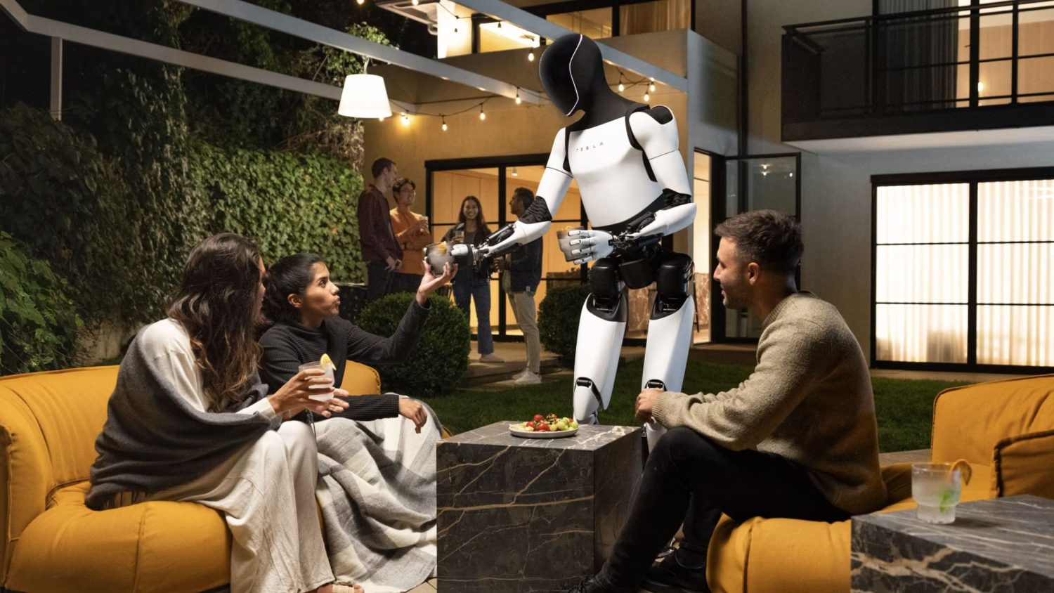 Tesla Bot Optimus, el robot humanoide de Tesla que competirá con OpenAI