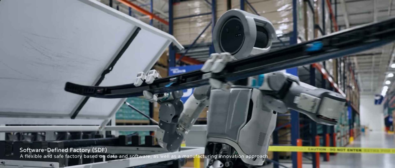 Robot Atlas de Boston Dynamics en una planta de Hyundai.