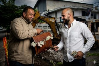 César Ulises y Jorge Alanís protagonizan la escena que indigna a la ciudadanía: el saqueo sistemático disfrazado de obra pública.