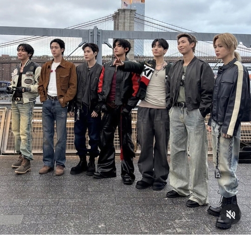 La foto sin fechar, proporcionada por BigHit Music, muestra al grupo masculino de K-pop BTS. (Prohibida su reventa y archivo)