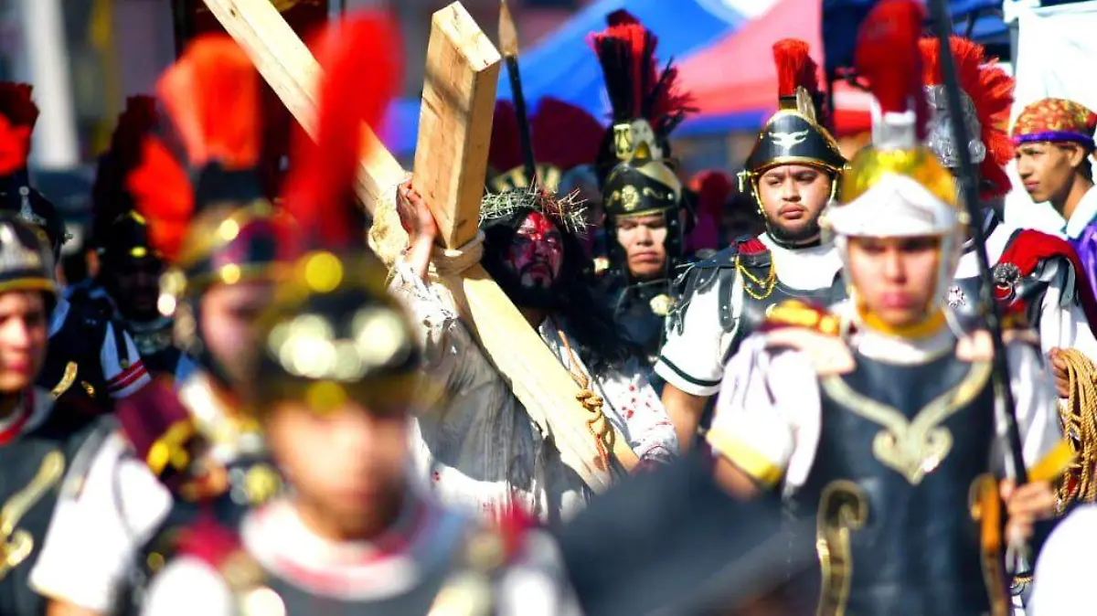 Viacrucis y procesiones más allá de Iztapalapa, la Pasión se conmemora en otros sitios del país 
