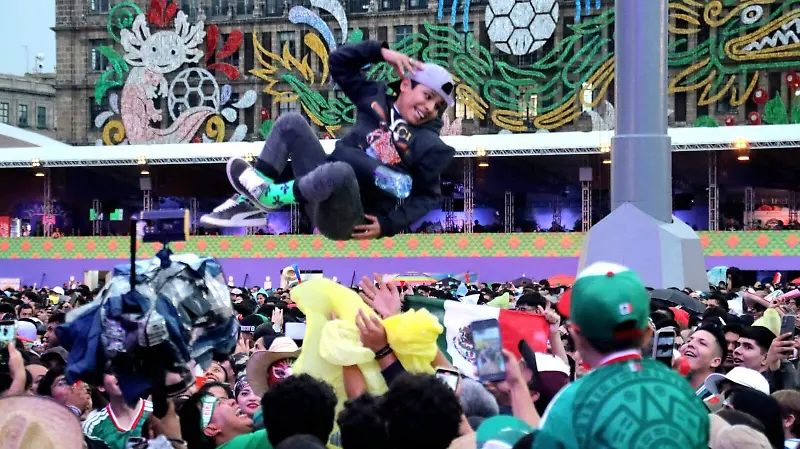 México-Ecuador FIFA Fan Fest Zócalo 