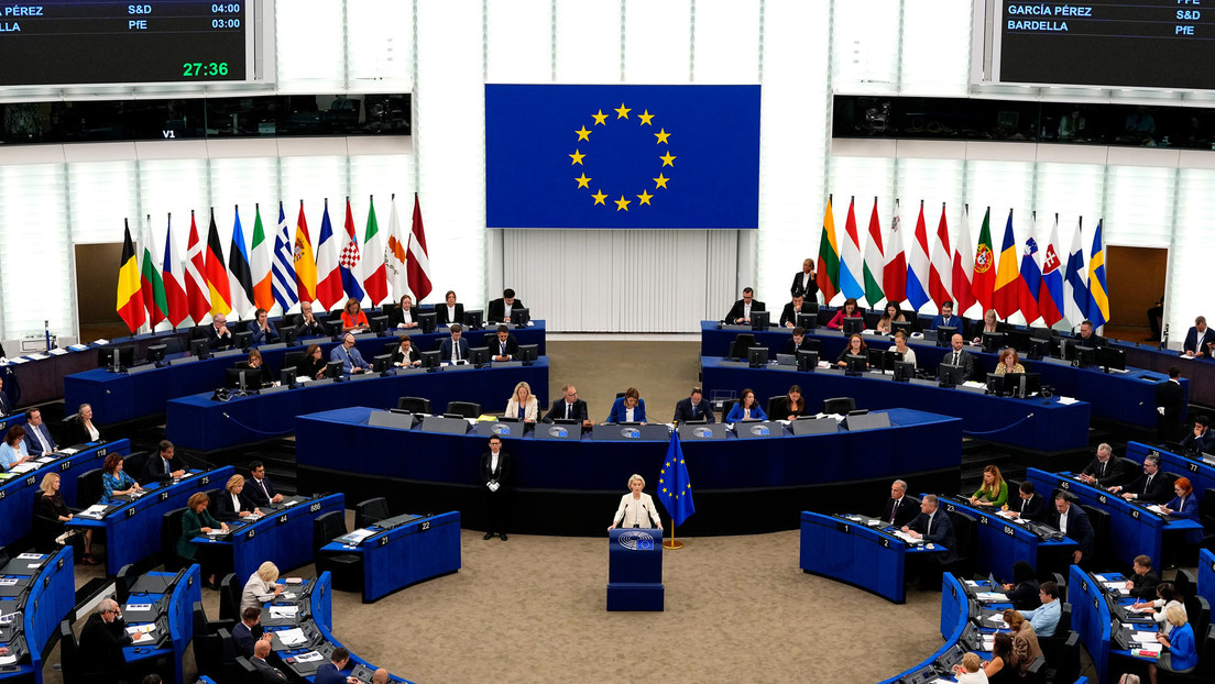 Putin: Líderes europeos usan el tema de una guerra con Rusia para cubrir sus bajos 'ratings'